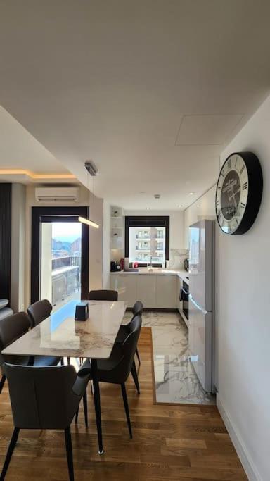 Diamond Residences 2bd 2bth 11fl Lux & Free P * Üsküp
