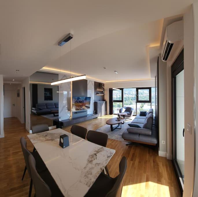 Diamond Residences 2bd 2bth 11fl Lux & Free P *