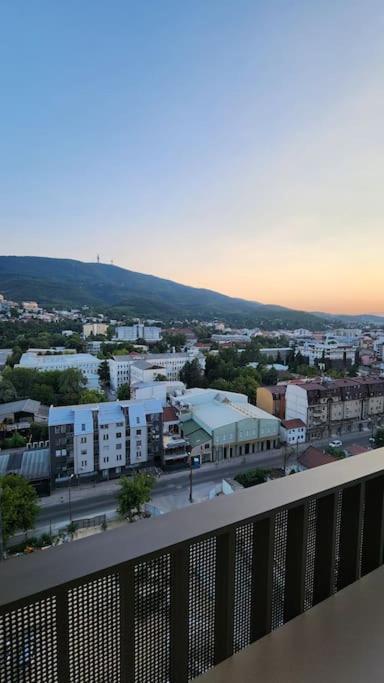 Diamond Residences 2bd 2bth 11fl Lux & Free P Apartment Skopje