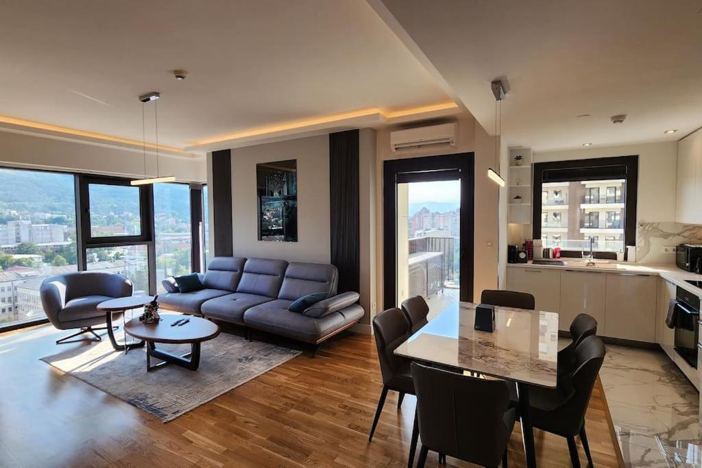 Diamond Residences 2bd 2bth 11fl Lux & Free P Skopje